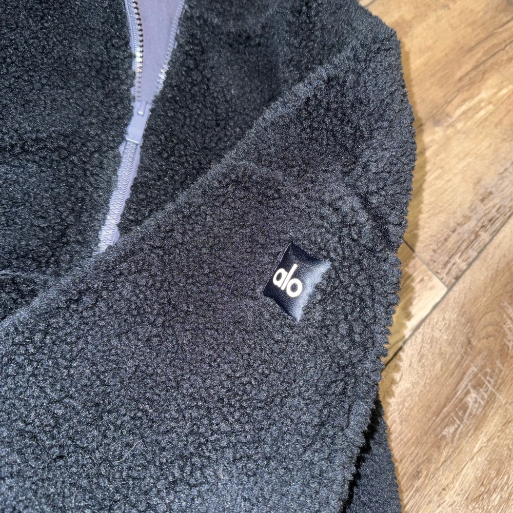 ALO Sherpa 3/4 Zip Jacket Navy Blue - Picture 3 of 5